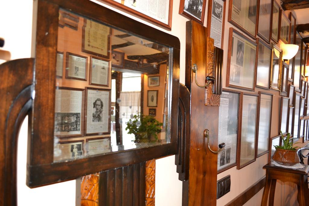 Hostal Santa Agueda Tarazona Exterior photo